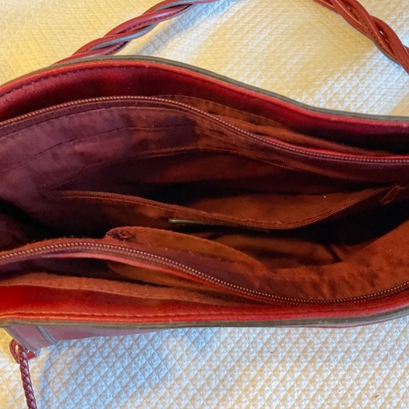 Relic Handbag - Picture 3 of 4